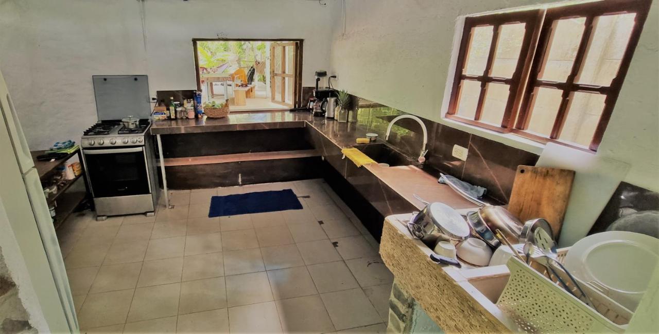 Uvita River Guesthouse Esterno foto