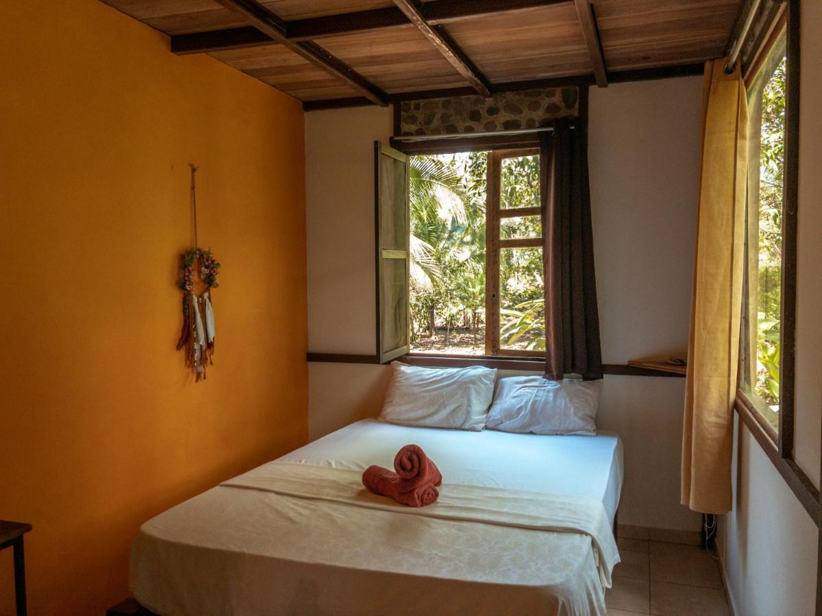 Uvita River Guesthouse Esterno foto