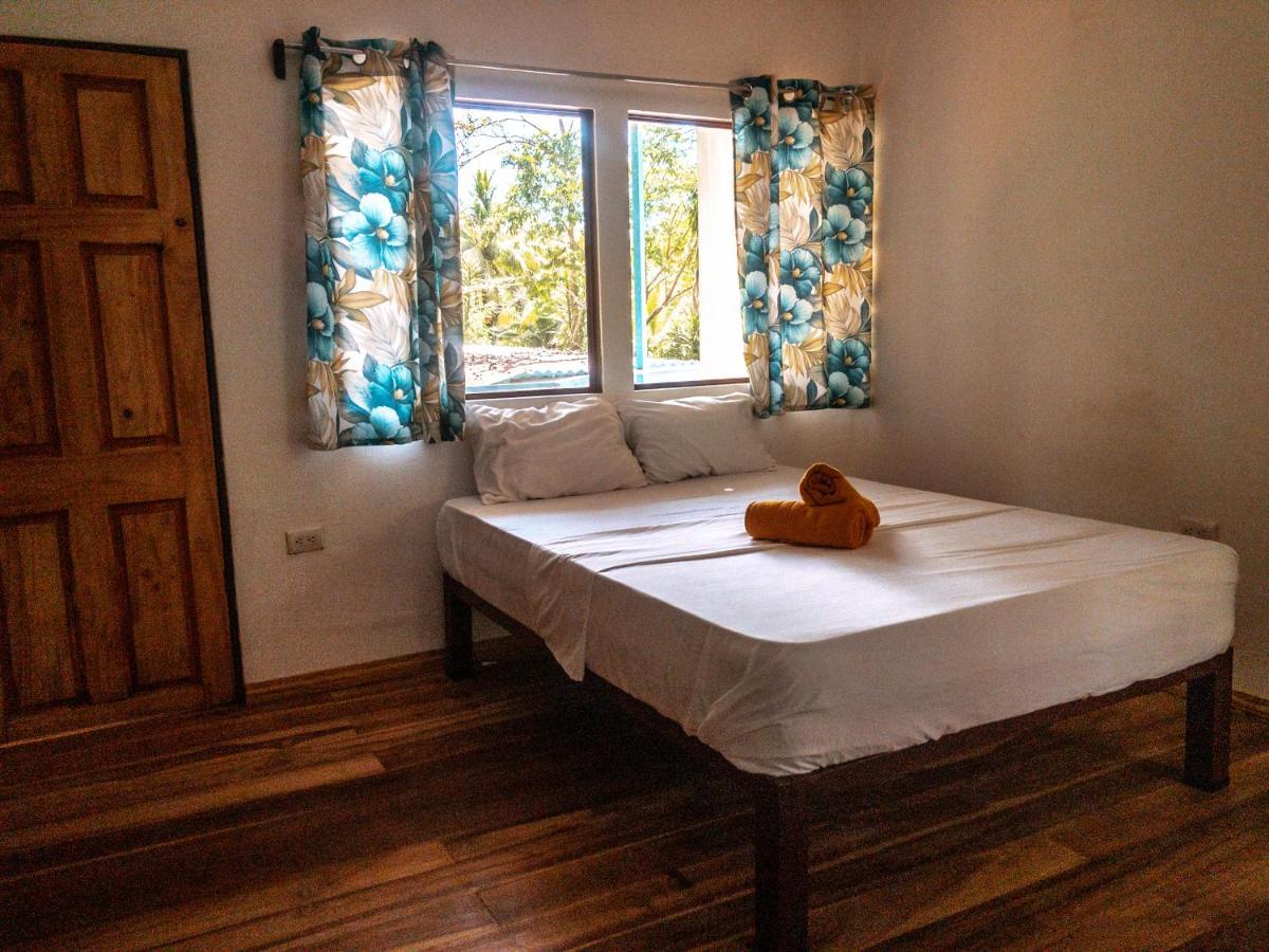 Uvita River Guesthouse Esterno foto