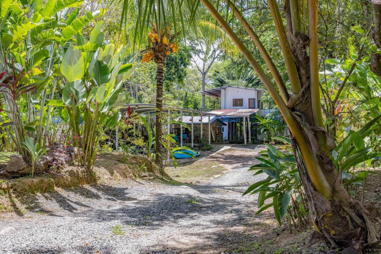 Uvita River Guesthouse Esterno foto