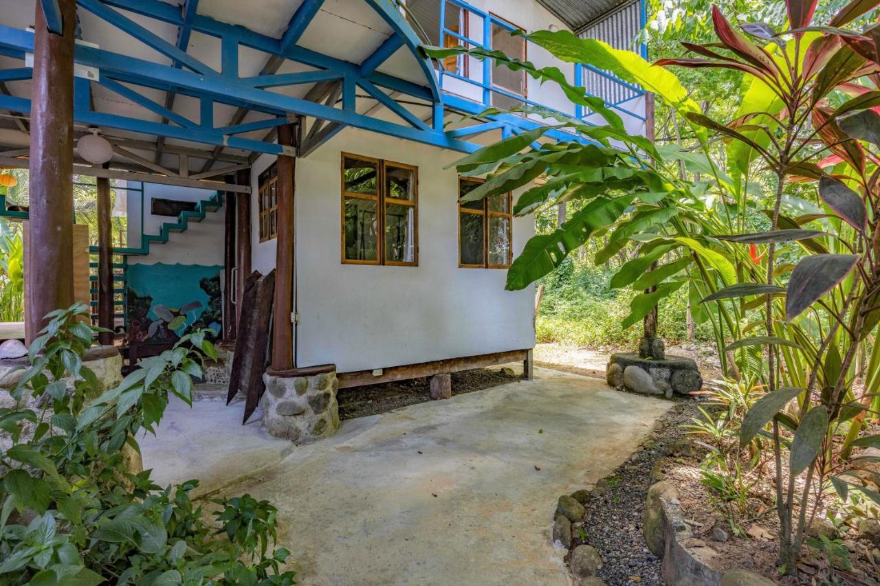 Uvita River Guesthouse Esterno foto