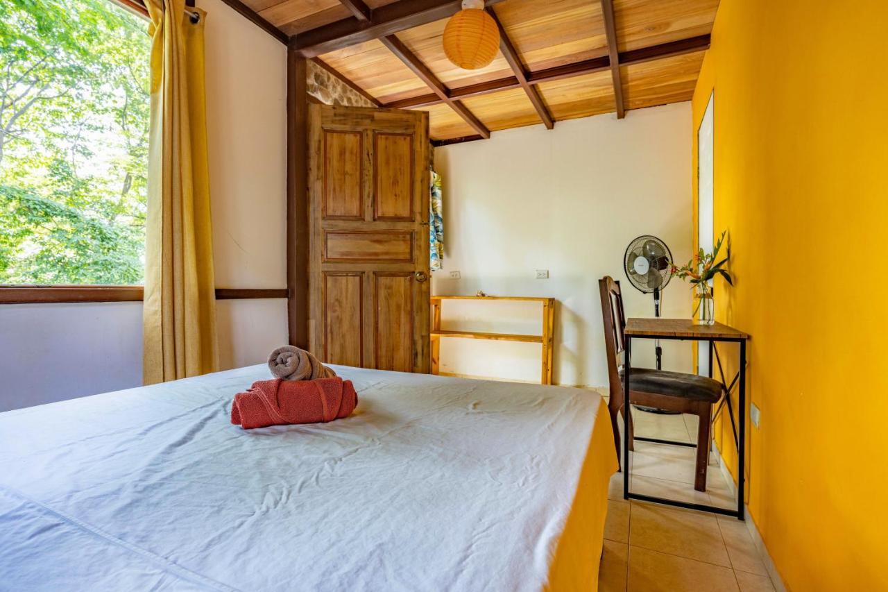 Uvita River Guesthouse Esterno foto