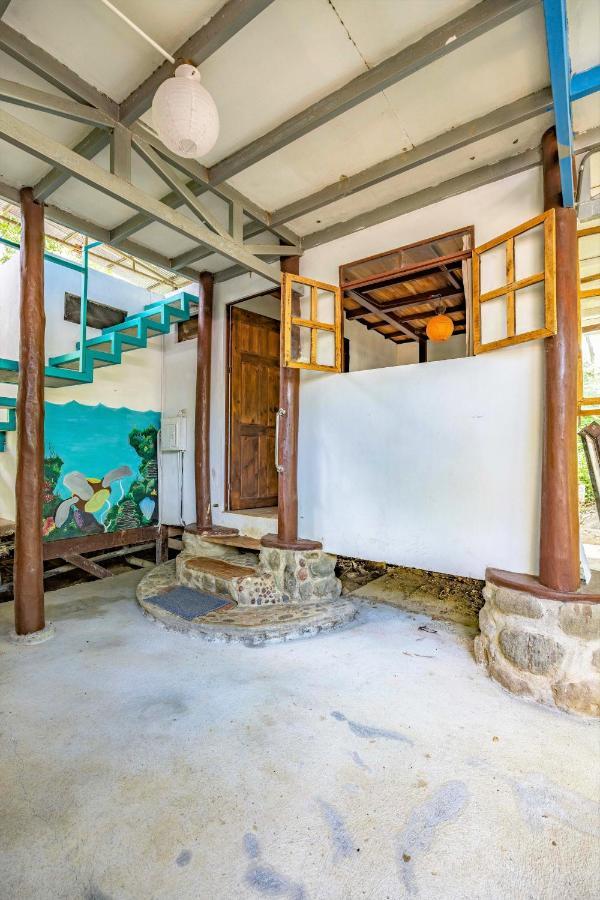 Uvita River Guesthouse Esterno foto