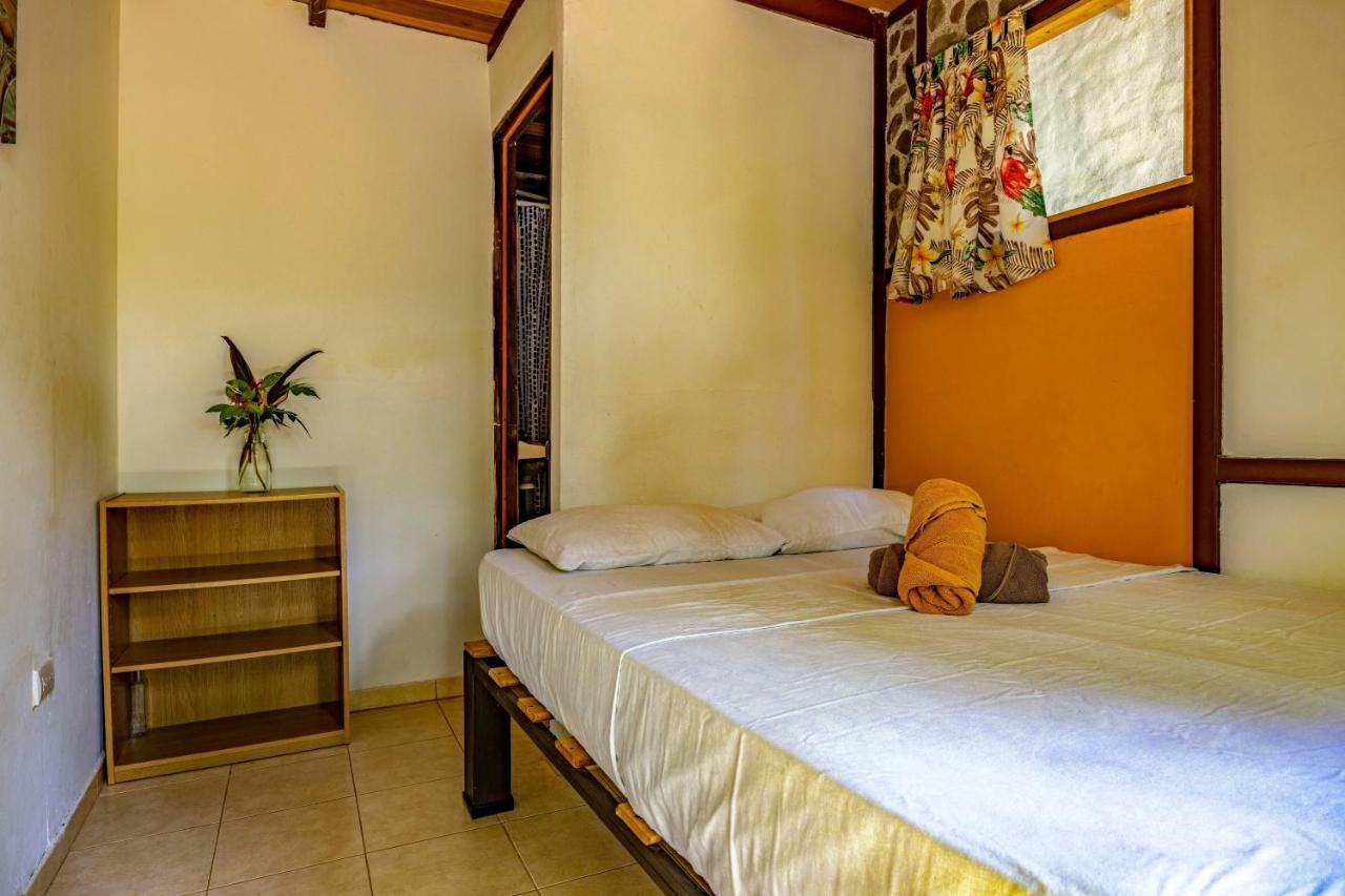 Uvita River Guesthouse Esterno foto